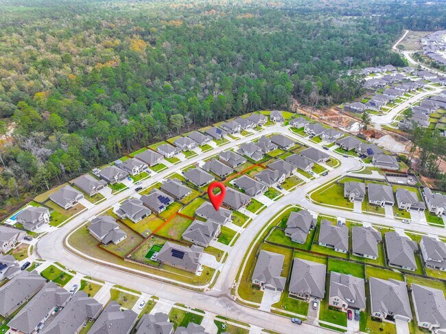 Building Photo - 15228 Tattle Crk Ln