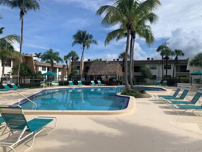 Building Photo - 8261 SW 128th St