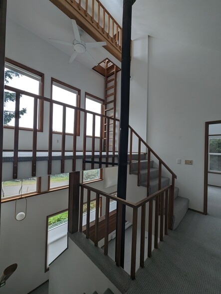 Building Photo - 24 Nancy Ln