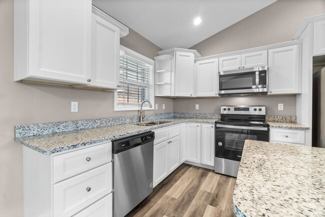 Building Photo - Beautiful Home in Cape