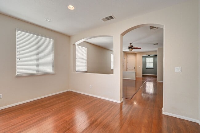 Building Photo - Single Story Single Family Home in Gated Community within N Las Vegas