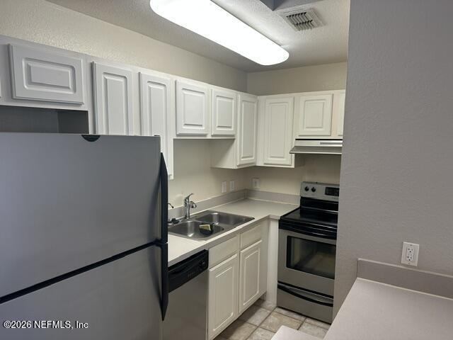 Building Photo - 13700 Richmond Park Dr N
