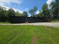 Building Photo - 3 Bedroom House in Sparta