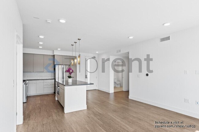 Building Photo - 3768 Capitol Ave