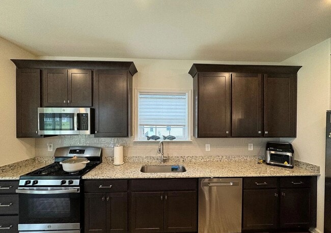 Building Photo - For Rent: Stunning Modern Ranch in Estates of Morris Mill $3,500/month + Utilities | Available Now