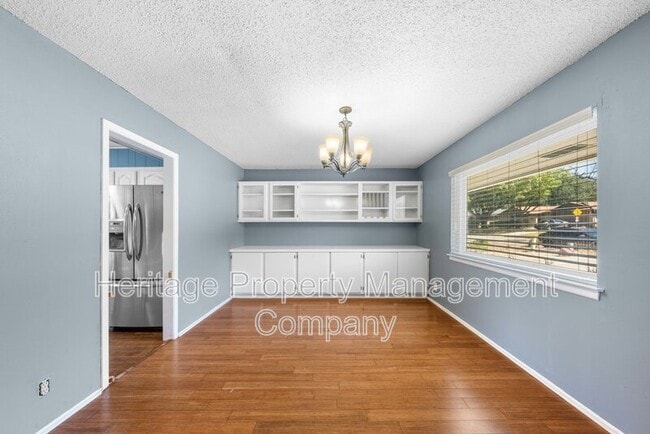 Building Photo - 7015 Forest Pine St