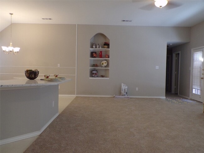 Building Photo - 4804 Holly Berry Dr