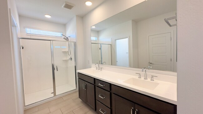 Building Photo - 4214 Nora Dr