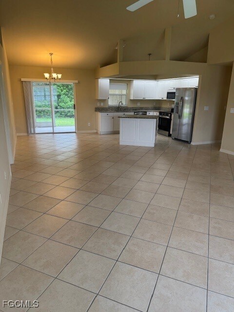 Building Photo - 2303 NW 37th Ave