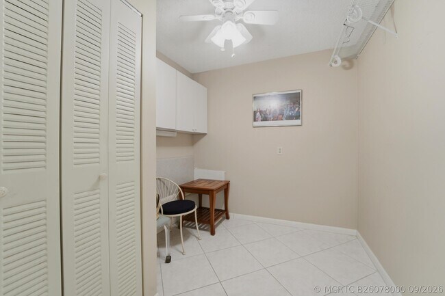 Building Photo - 2601 Marina Isle Way