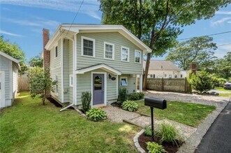 Building Photo - 225 Waldron Ave