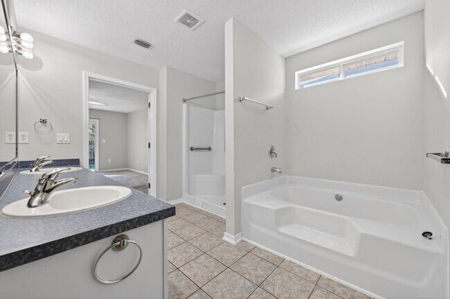 Building Photo - 1602 Trent St