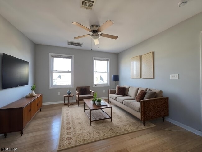 Building Photo - 20 Yates Ave