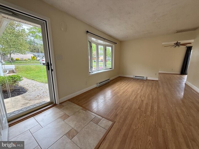 Building Photo - 416 Breslin Rd