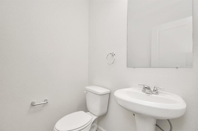 Building Photo - 7814 Hightree Dr
