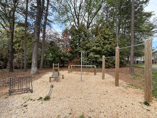 Building Photo - 646 Portside Dr