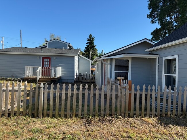 Building Photo - 5501 108th Ave Ct E