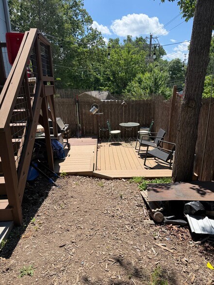 Building Photo - 82 Wood Ave