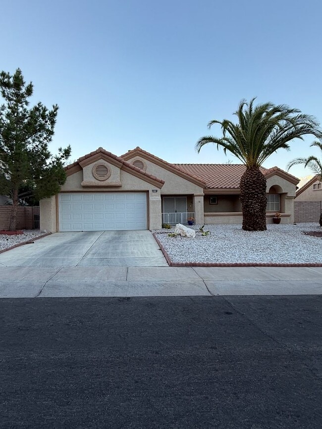 Building Photo - 9528 Yucca Blossom Dr