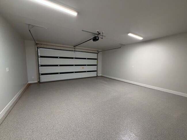 Building Photo - 614 Hemsworth Ln