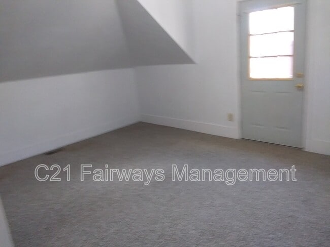 Building Photo - 205 Griscom St
