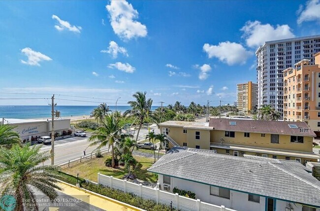 Building Photo - 525 N Ocean Blvd