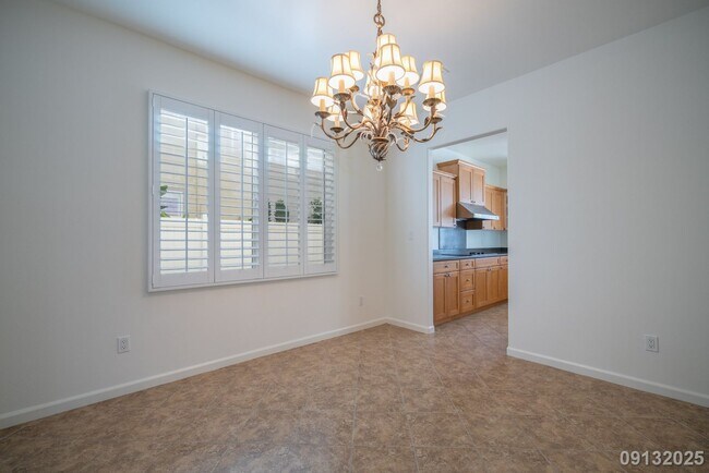 Building Photo - 4 Bed 3 Bath in Ocean Pointe