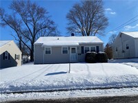 Building Photo - 1046 Overland Ave NE