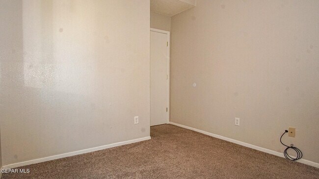 Building Photo - 11024 Sunshine Ct