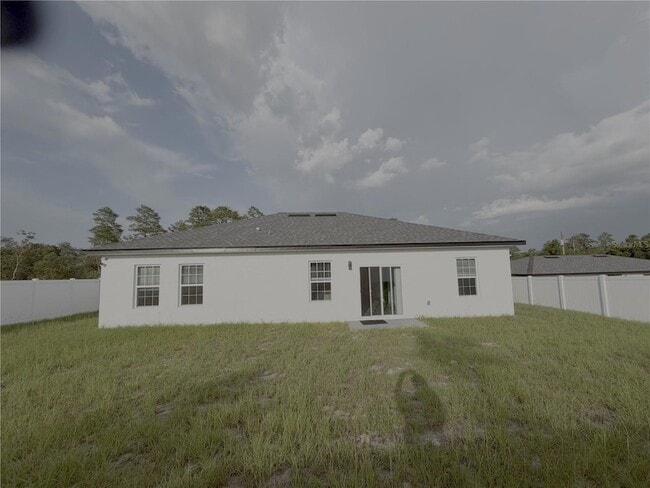 Building Photo - 16950 SW 42 Ave
