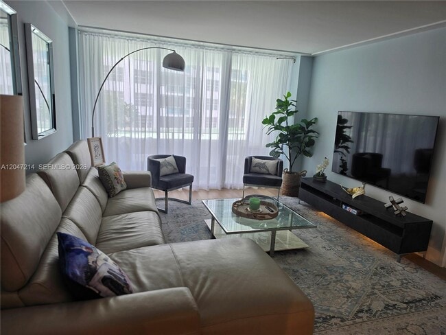 Building Photo - 5151 Collins Ave
