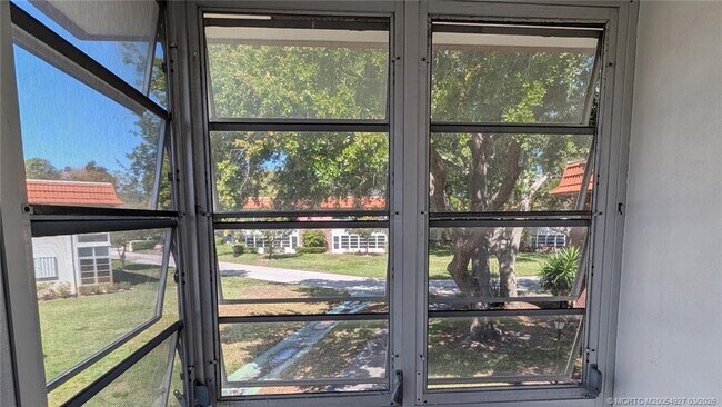 Building Photo - 1225 NW 21st St