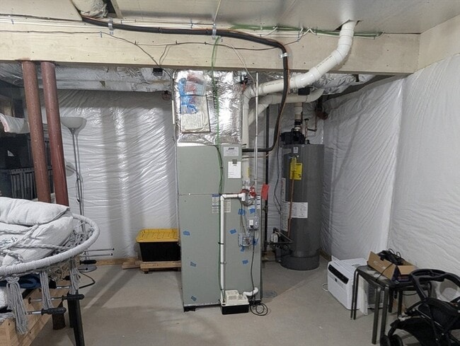 Building Photo - 1284 County St