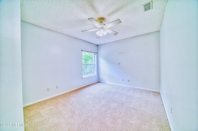 Building Photo - 1440 S Burgandy Trail