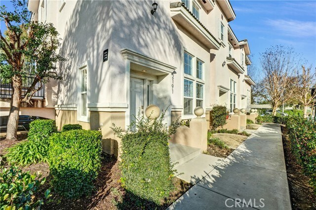 Building Photo - 2191 Associated Rd