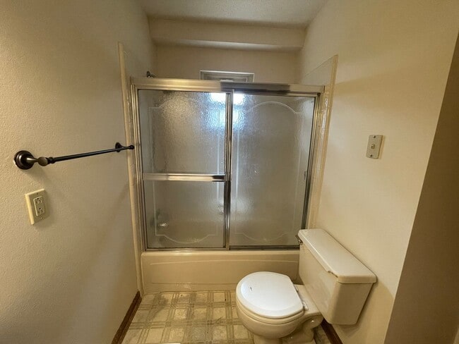 Building Photo - Great rental in Sherwood