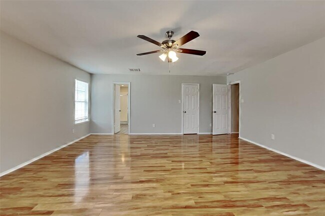 Building Photo - 21210 Bridgemeadows Ln