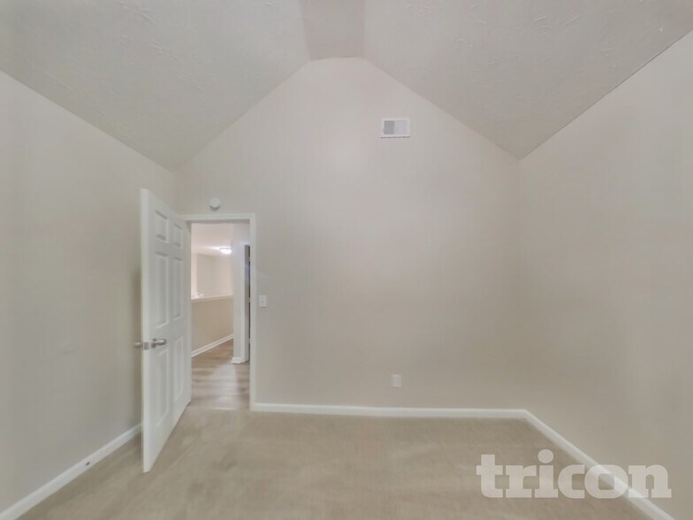 Building Photo - 133 Rolling Meadows Ct