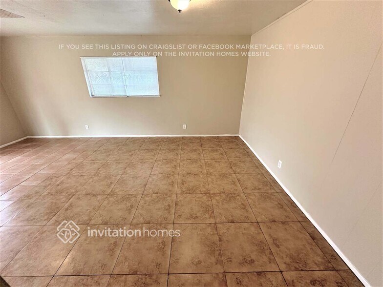 Building Photo - 3608 W Ocotillo Rd