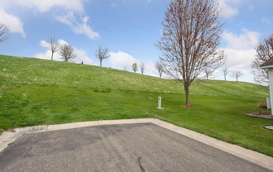 views of hills up to park - 12476 43rd St NE