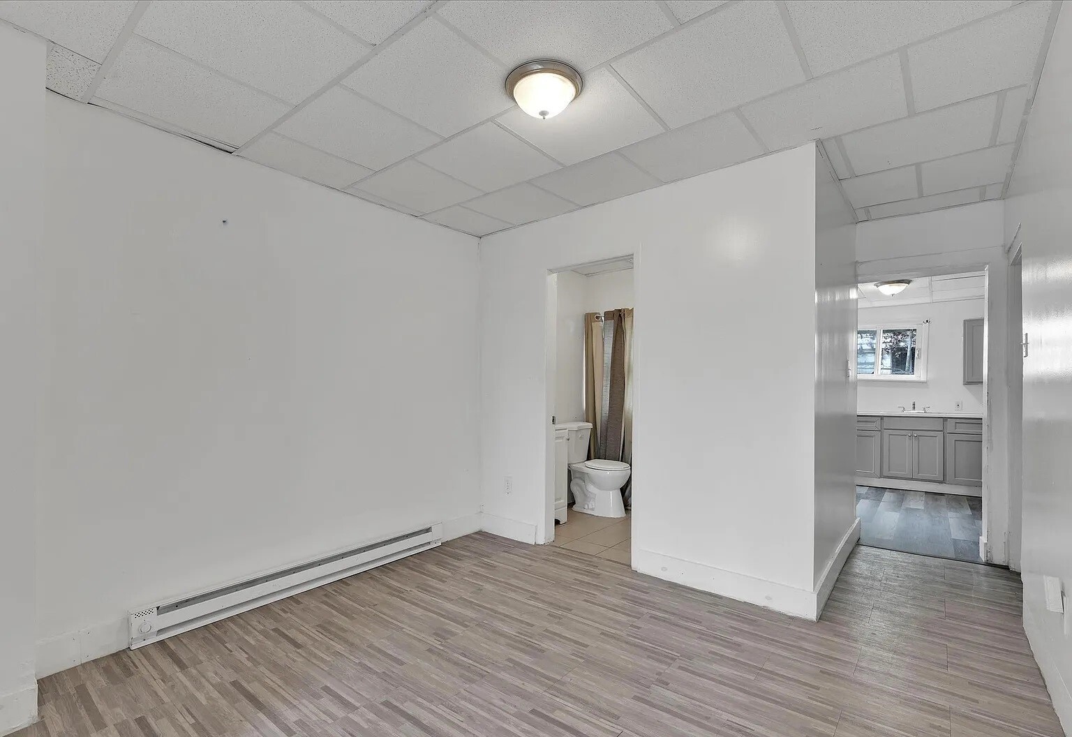 Building Photo - 18 S Lehigh St