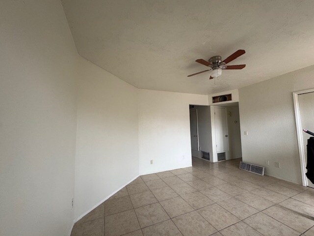 Building Photo - 5766 E 26th St