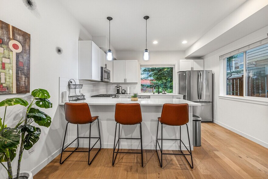 Building Photo - 5201 Brooklyn Ave NE