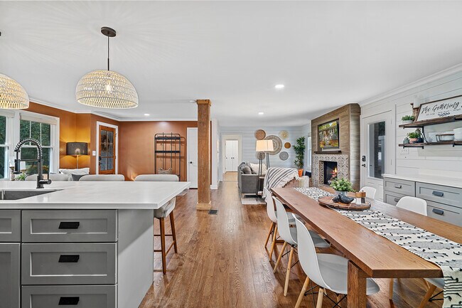 Dining Area to Living Area - 3415 Pinehill Rd