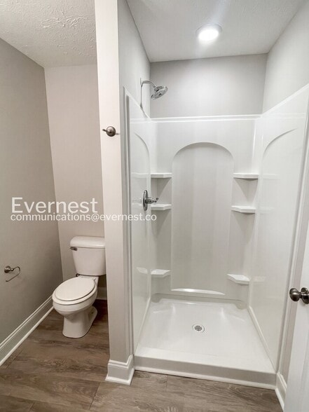 Building Photo - 1000 Henry Pl Blvd