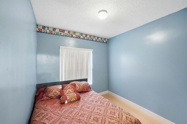 Building Photo - 1239 Sussex St