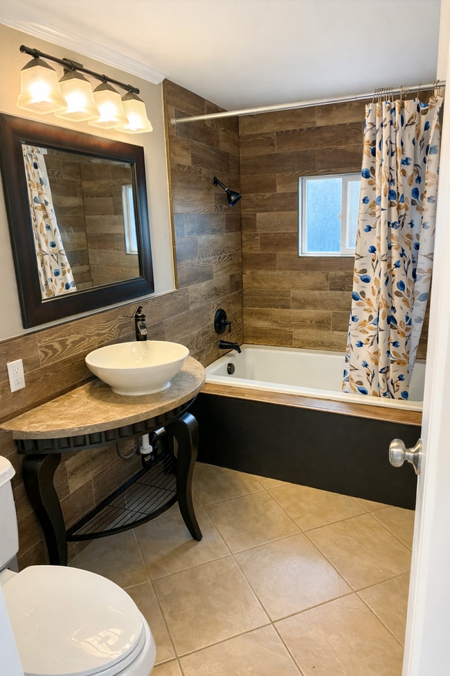 Building Photo - Harwell Drive