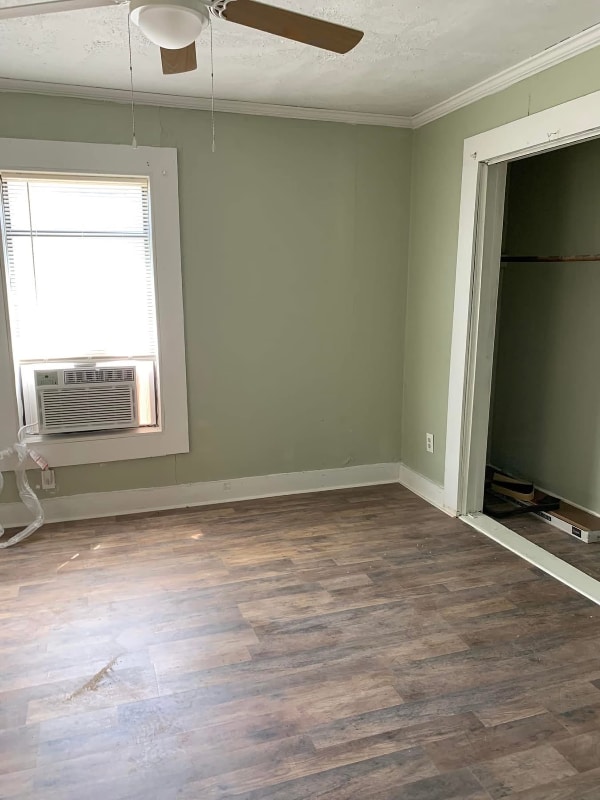 Building Photo - 520 5th St