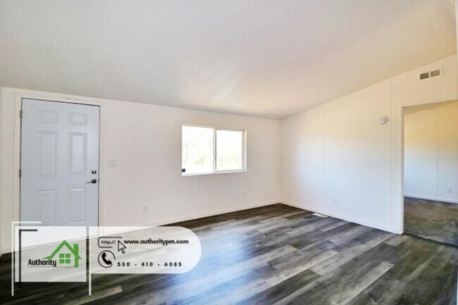 Building Photo - 7700 Fisher Ln