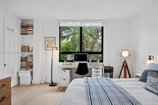 Building Photo - 141 Crandon Blvd